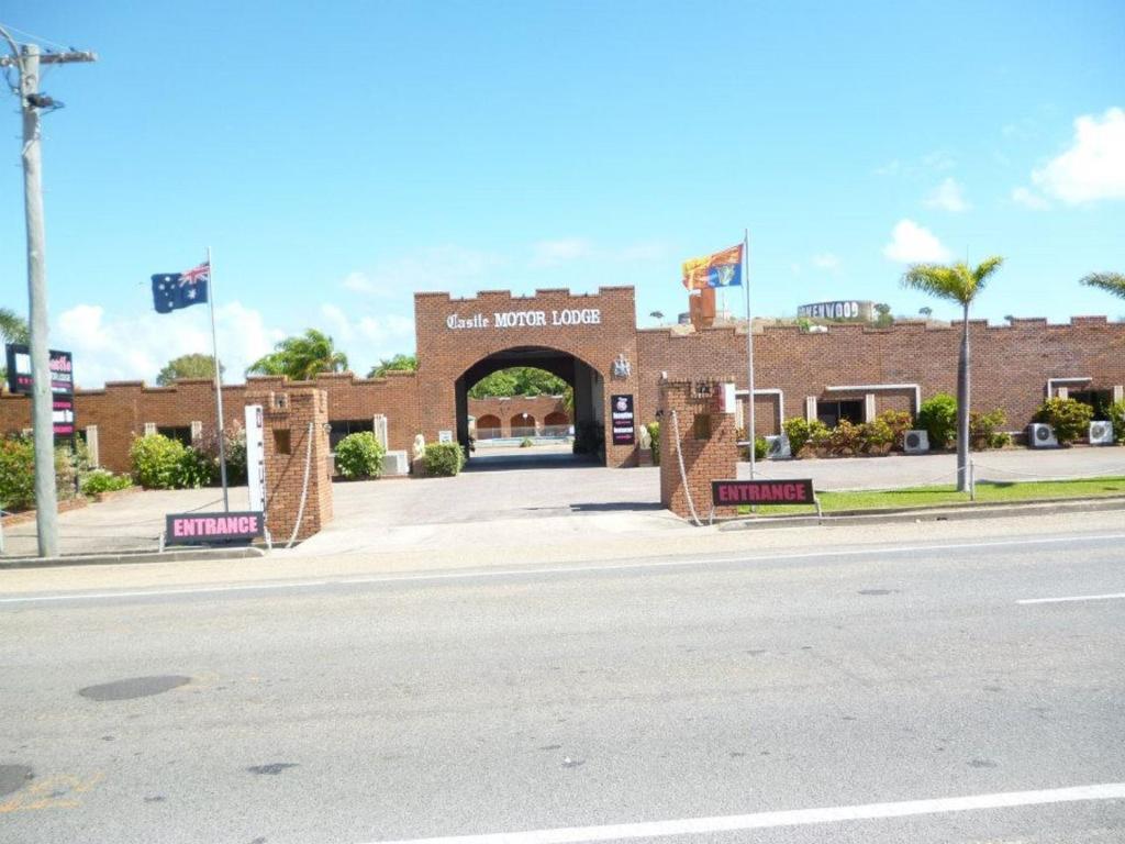 Castle Motor Lodge Боуэн Экстерьер фото