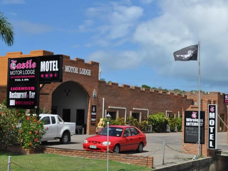 Castle Motor Lodge Боуэн Экстерьер фото
